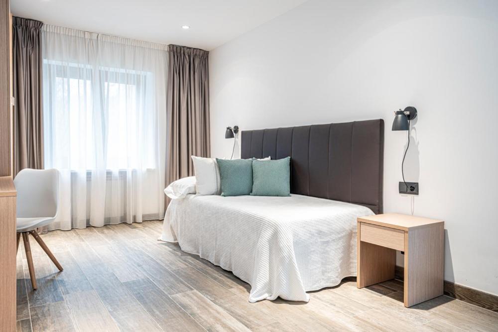 Met Pamplona Hotel Buitenkant foto